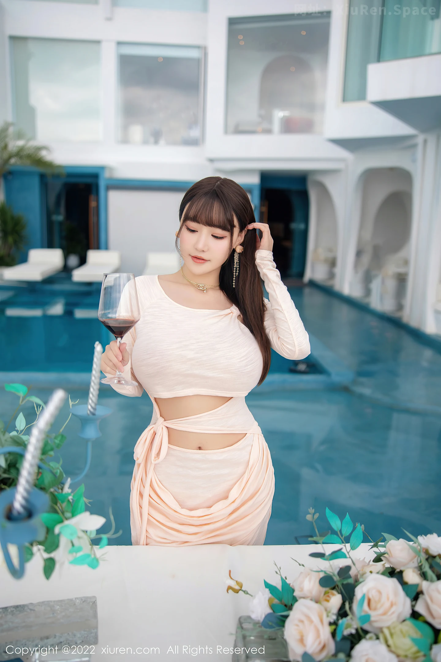 图片[5]-[XiuRen秀人网] VOL.5248 女神朱可儿Flora大理旅拍浅色镂空连衣裙配超薄肉丝撩人诱惑写真90P-秀人网官方网站